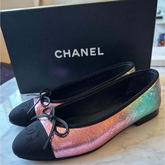 Chanel METIERS D’art 2020 Metallic Rainbow Calfskin Ballet Flats, size EU 36.5 - Picture 1 of 10